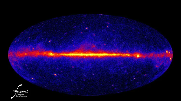 宇宙幽灵的扁平肖像:银河之心谜光或揭暗物质真容